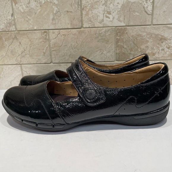 Clarks Shoes - Clarks Womens Black Patent Leather Slip Resistant Mary Jane Shoes Size 10M